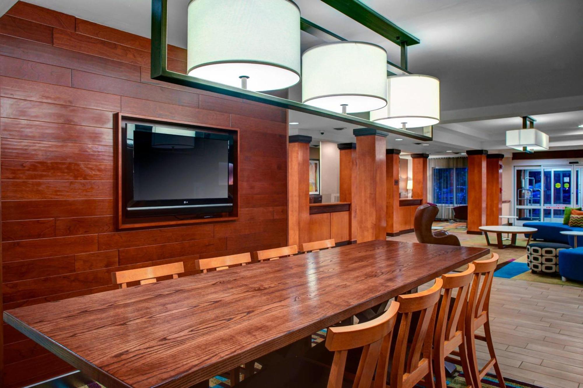Fairfield Inn And Suites By Marriott Emporia I-95 Εξωτερικό φωτογραφία
