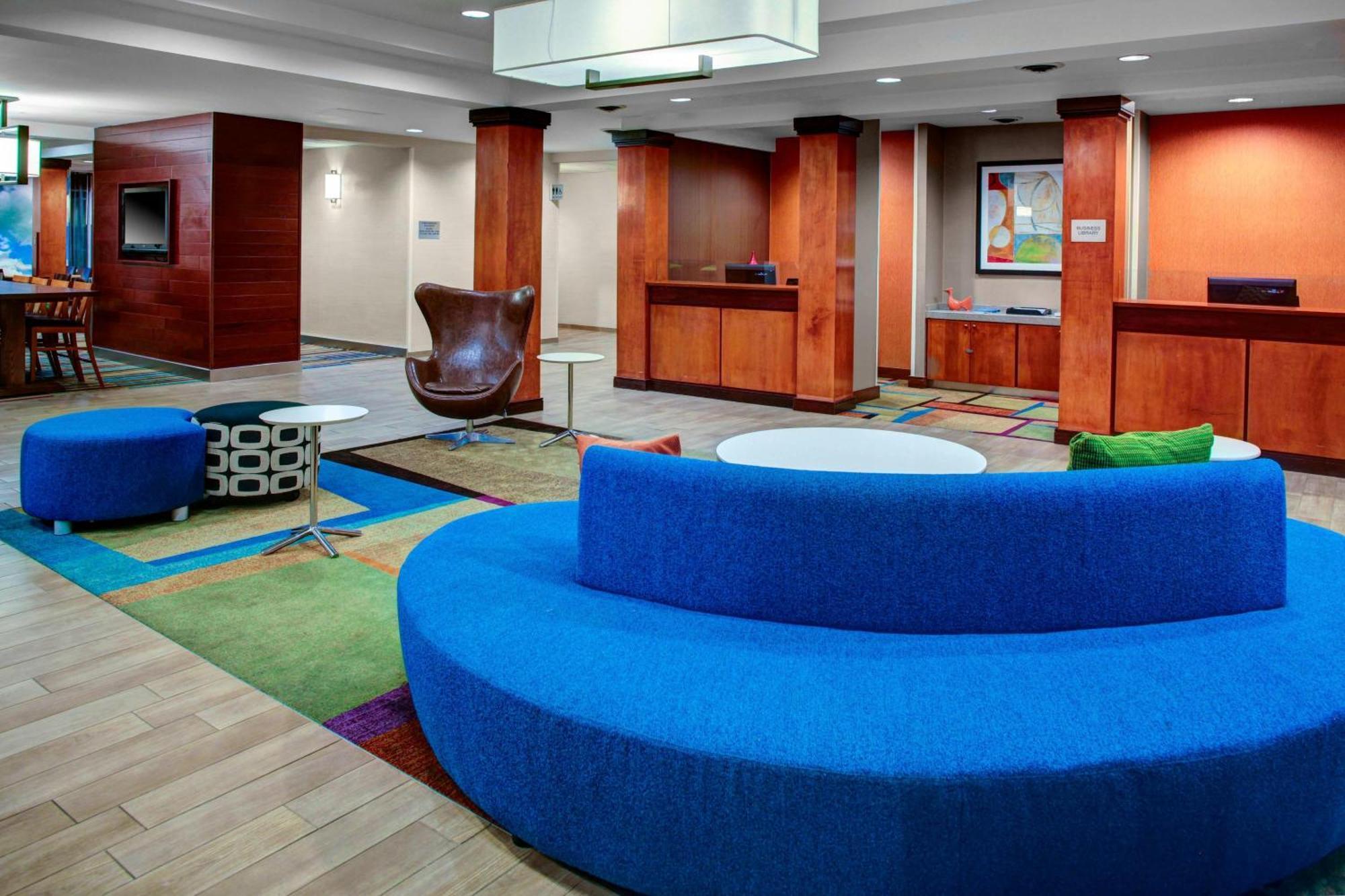 Fairfield Inn And Suites By Marriott Emporia I-95 Εξωτερικό φωτογραφία