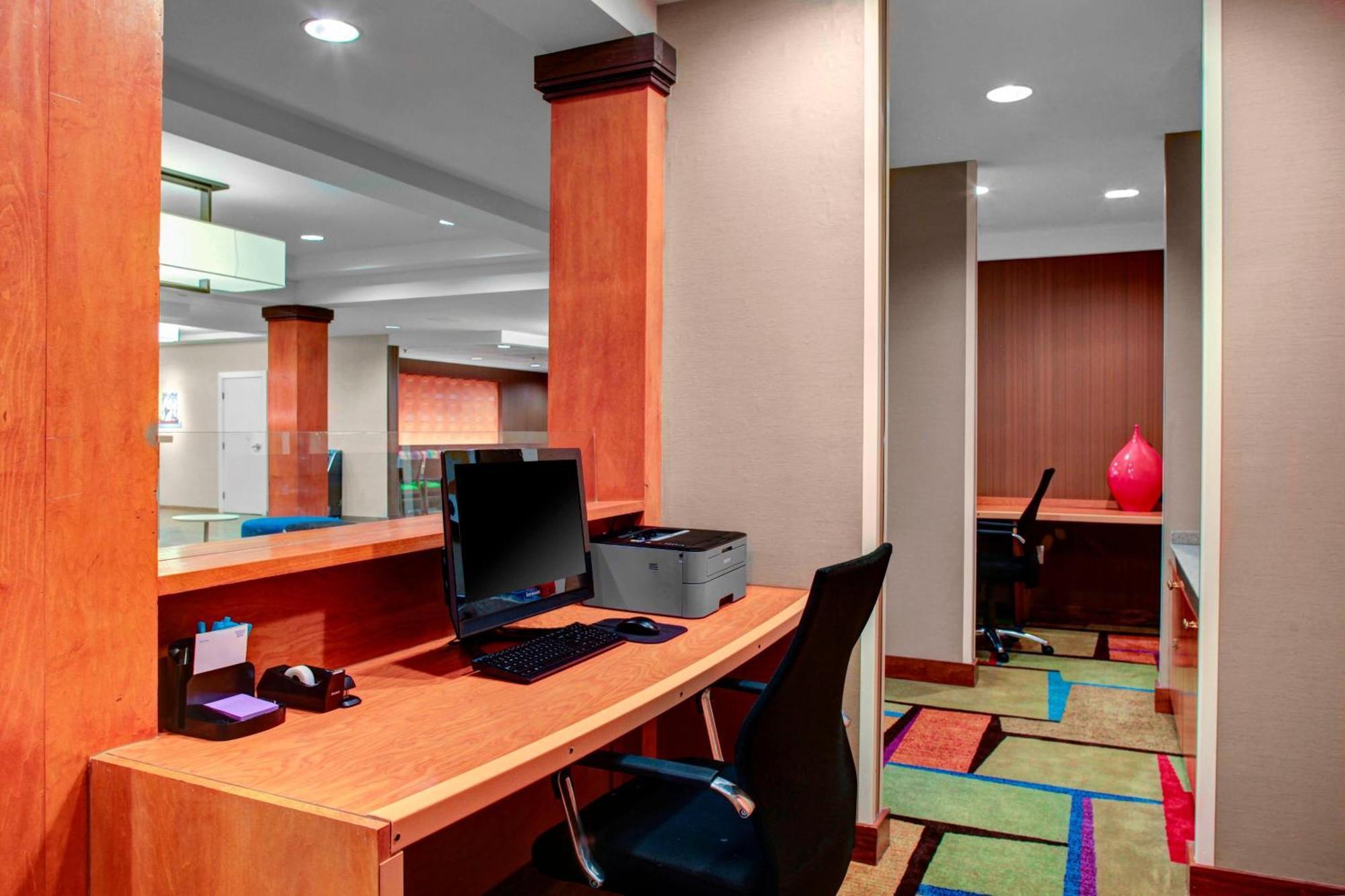Fairfield Inn And Suites By Marriott Emporia I-95 Εξωτερικό φωτογραφία