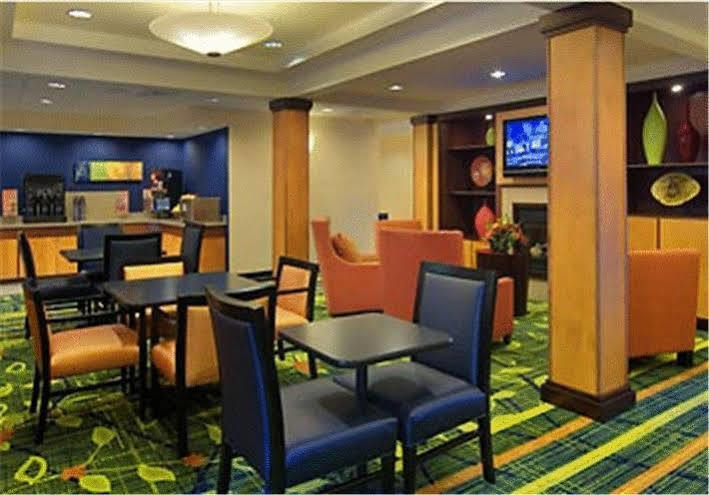 Fairfield Inn And Suites By Marriott Emporia I-95 Εξωτερικό φωτογραφία